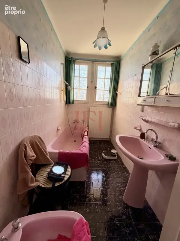 Saint denis lanneray - proche commodités - maison avec vaste jardin arboré - photo 8