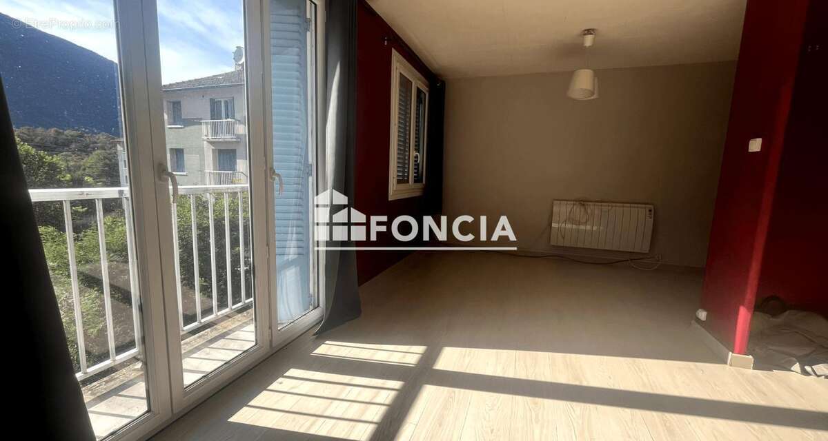 Appartement à VIZILLE