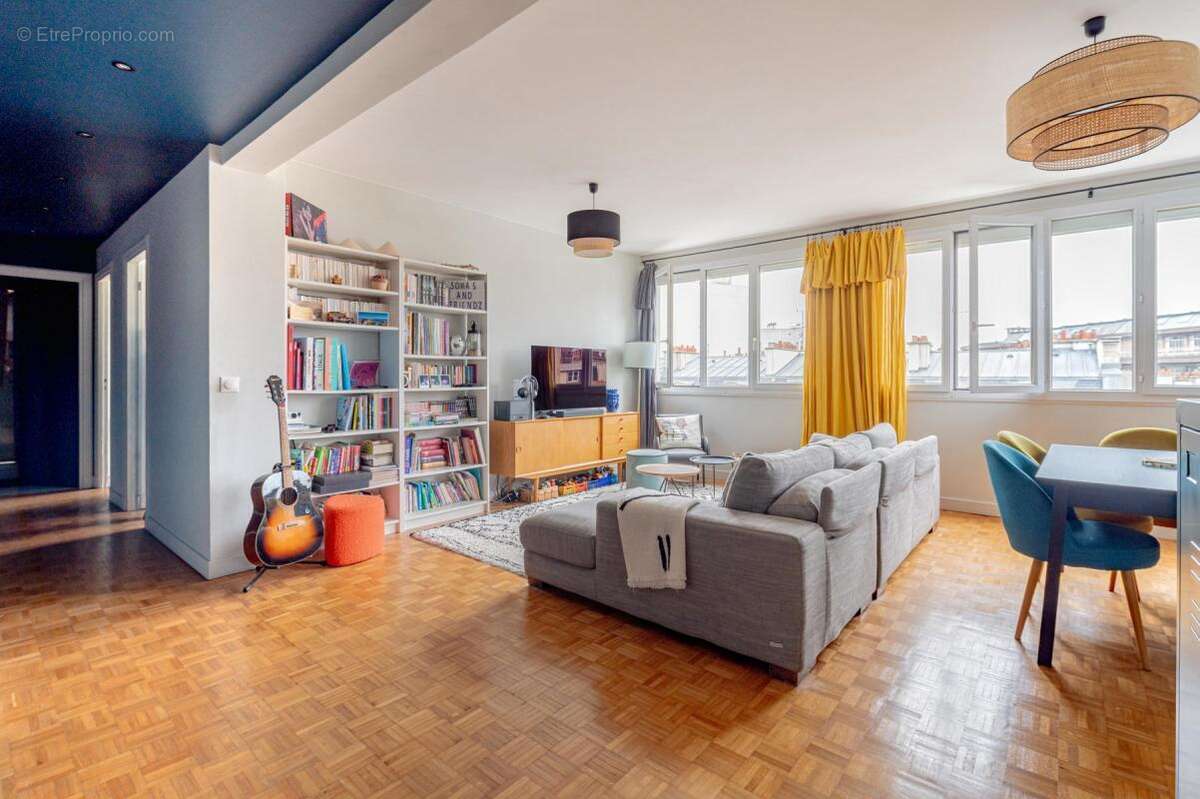 Appartement à PARIS-15E