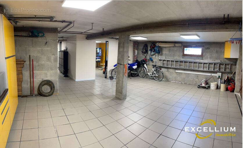 Maison à FONTAINES-SUR-SAONE