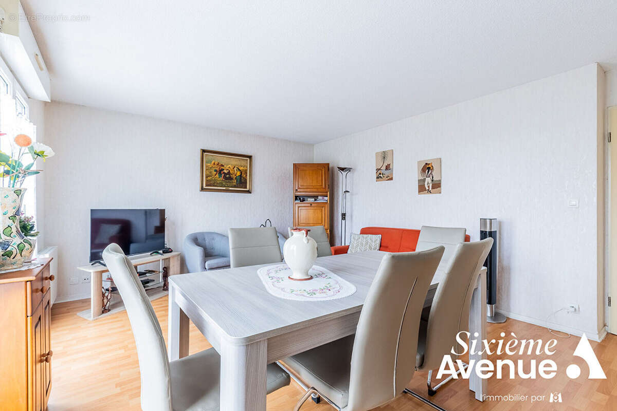 Appartement à CHILLY-MAZARIN