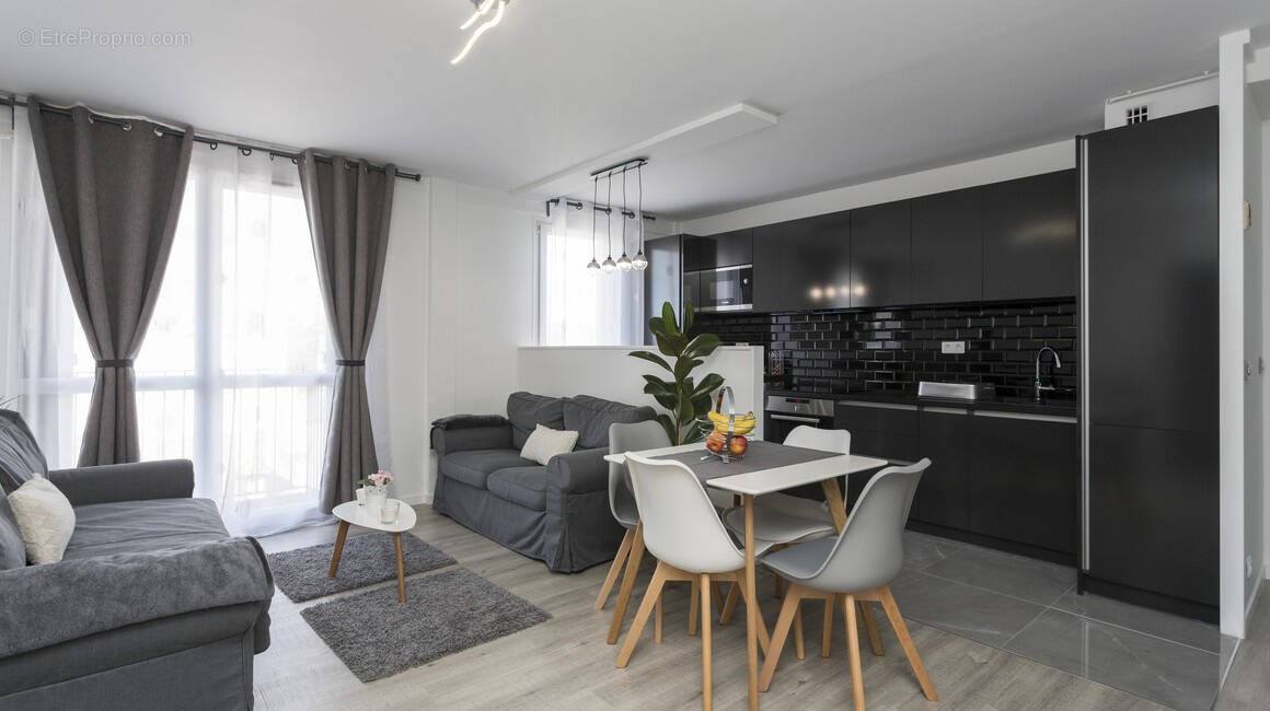Appartement à ENGHIEN-LES-BAINS