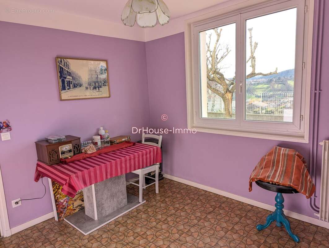 Maison à CUSSAC-SUR-LOIRE