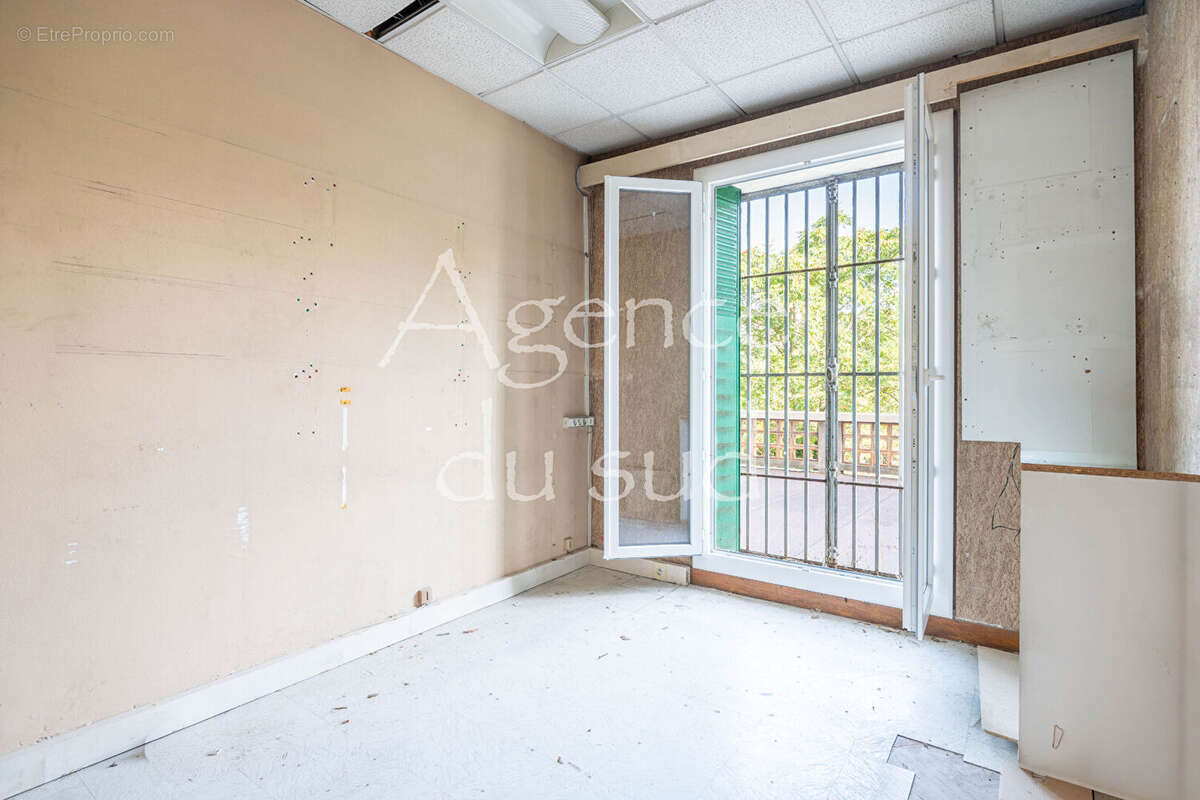 Local d'activité 70m2 - photo 6
