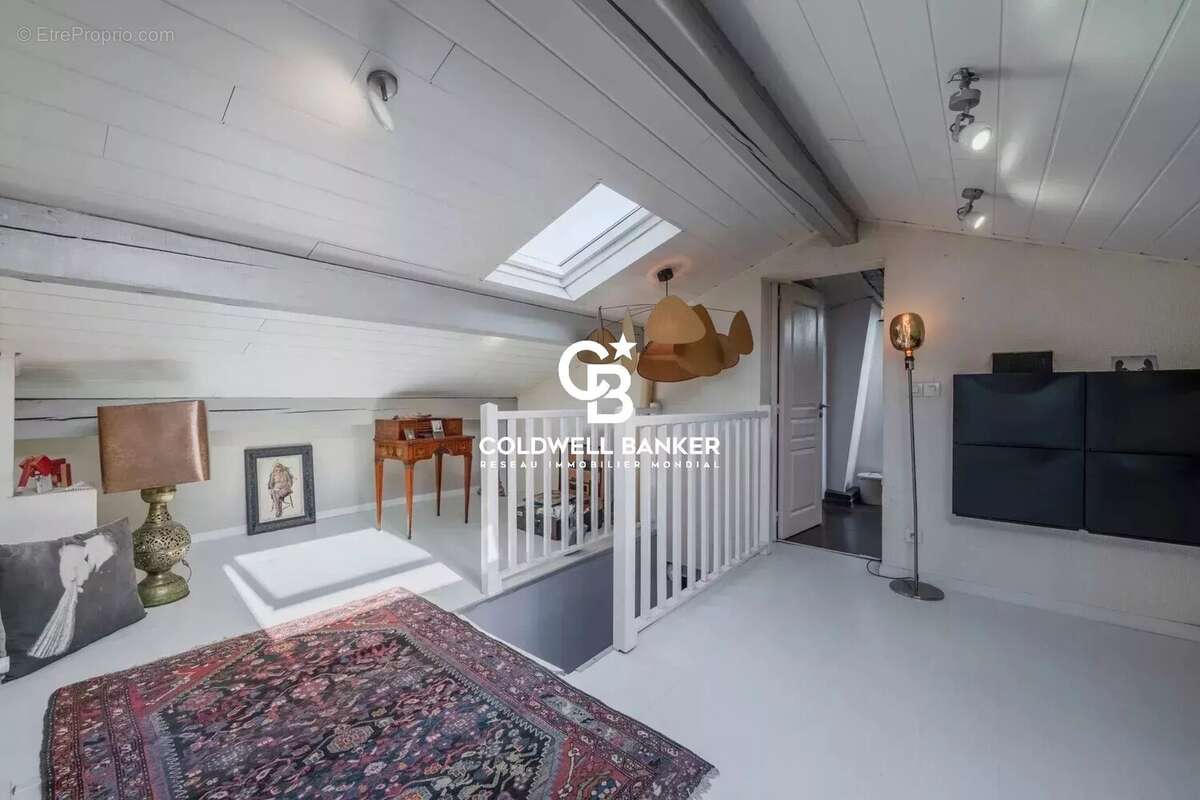 Maison à VETRAZ-MONTHOUX