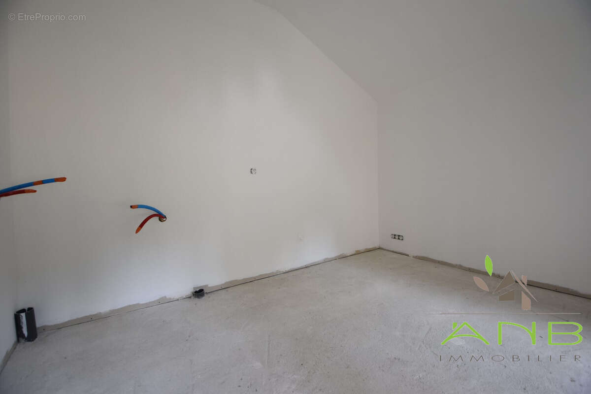 Maison à MAZEROLLES