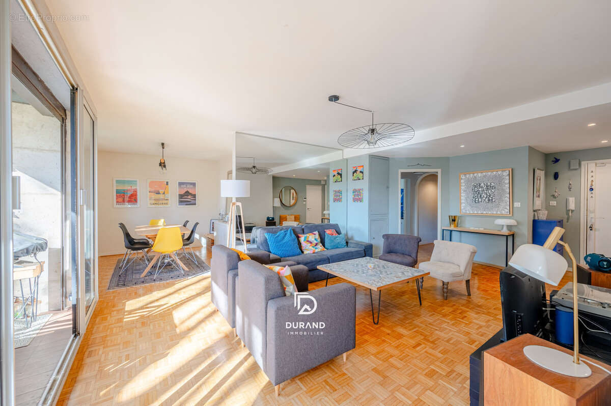 Appartement à MARSEILLE-9E