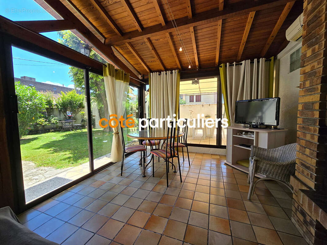 Maison 4 chambres jardin et double garage - photo 7