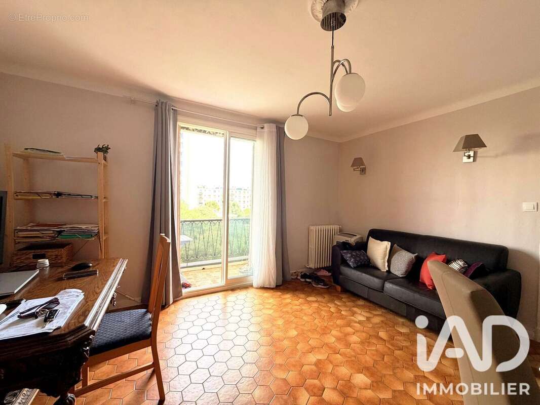Photo 6 - Appartement à MARSEILLE-9E