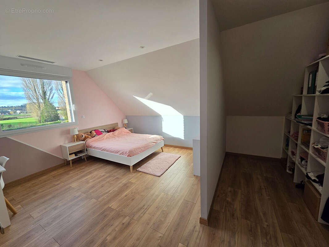 Maison à VIEILLE-CHAPELLE