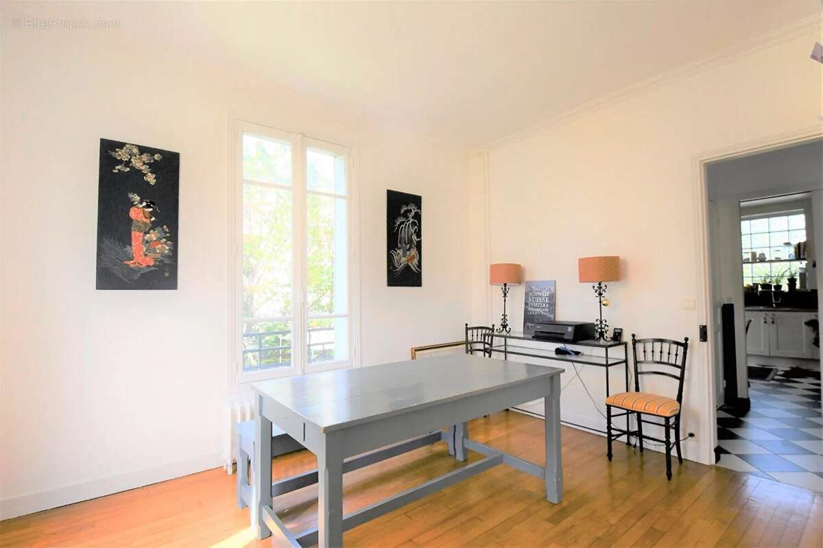 Maison à LE VESINET