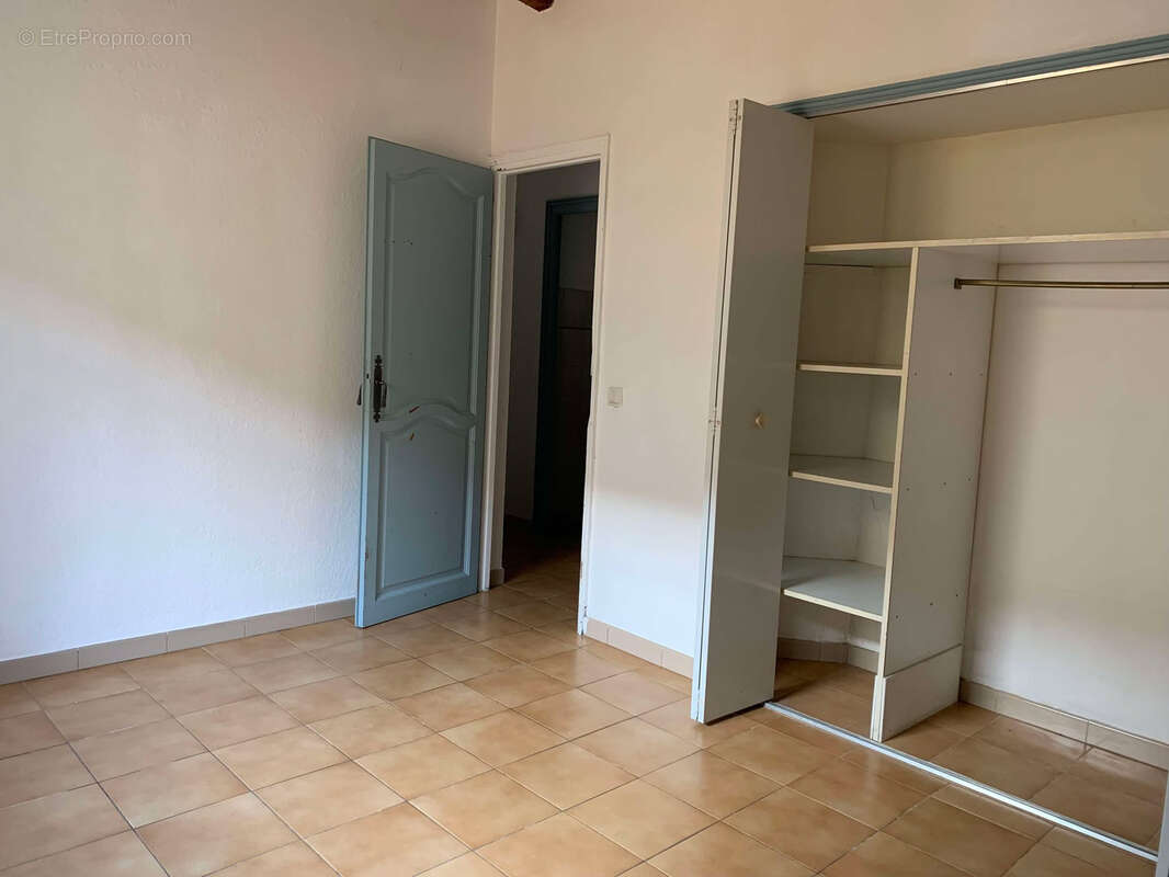 Maison à SAINT-GILLES