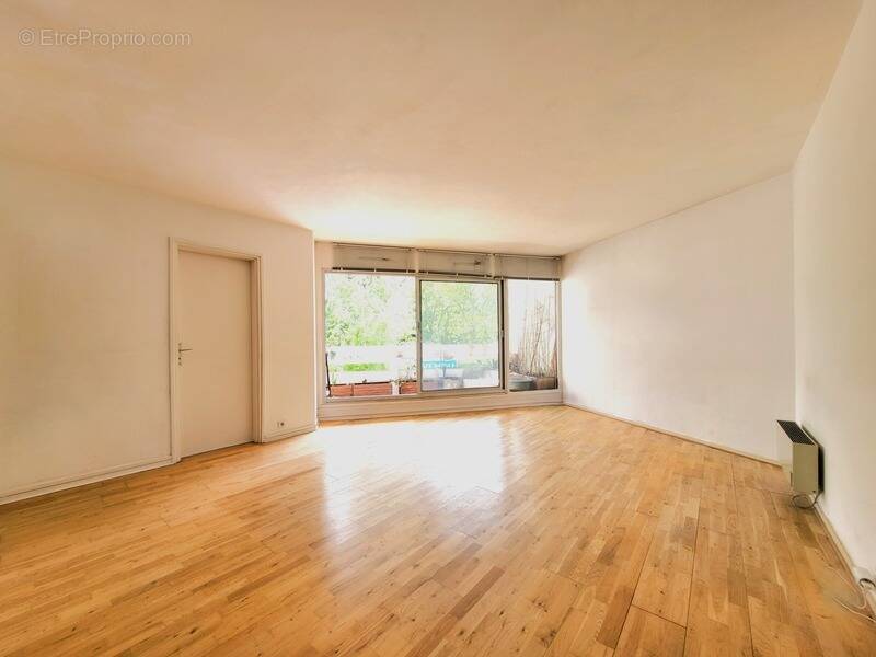 Appartement à ROSNY-SOUS-BOIS