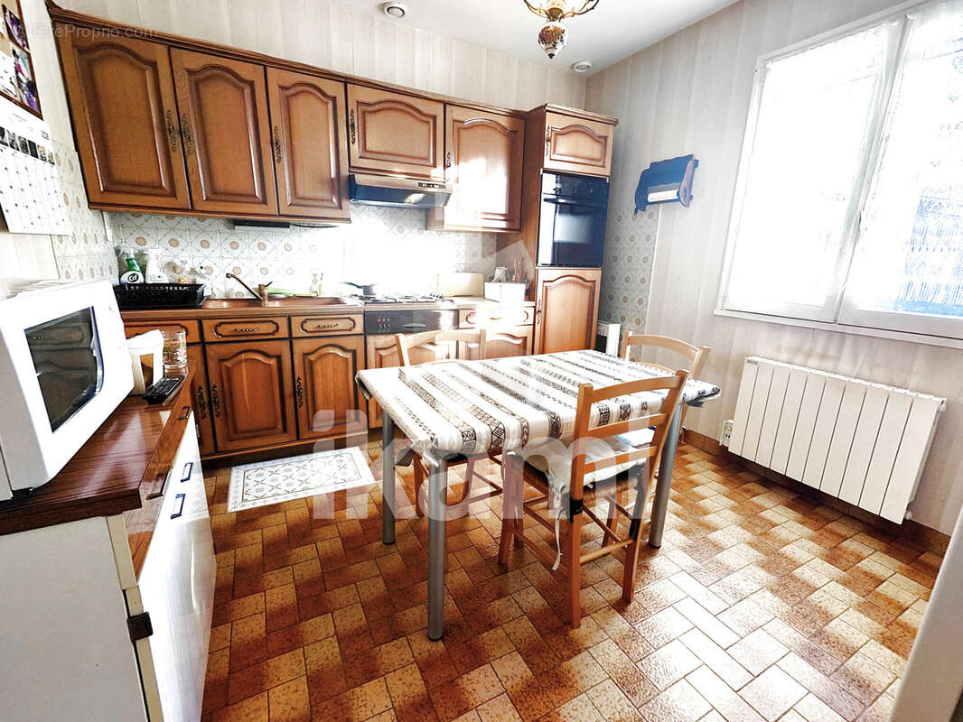 Maison à VILLEVOCANCE