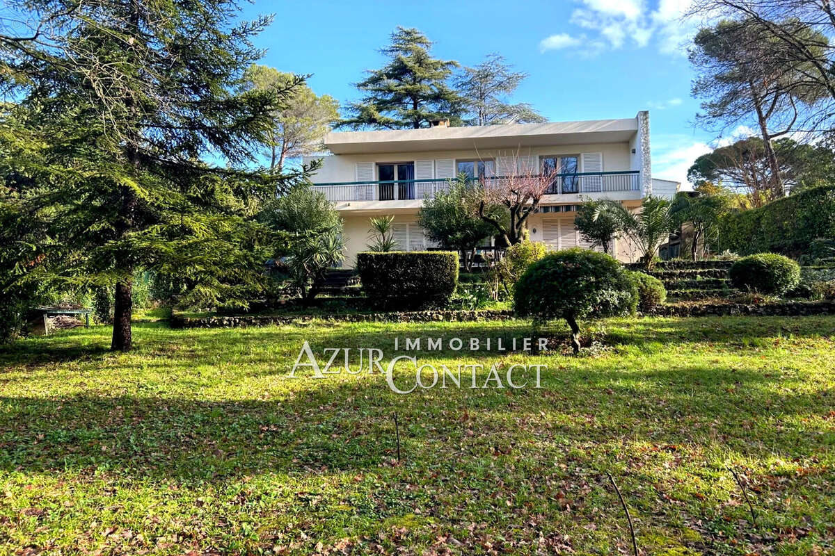 Maison à MOUGINS