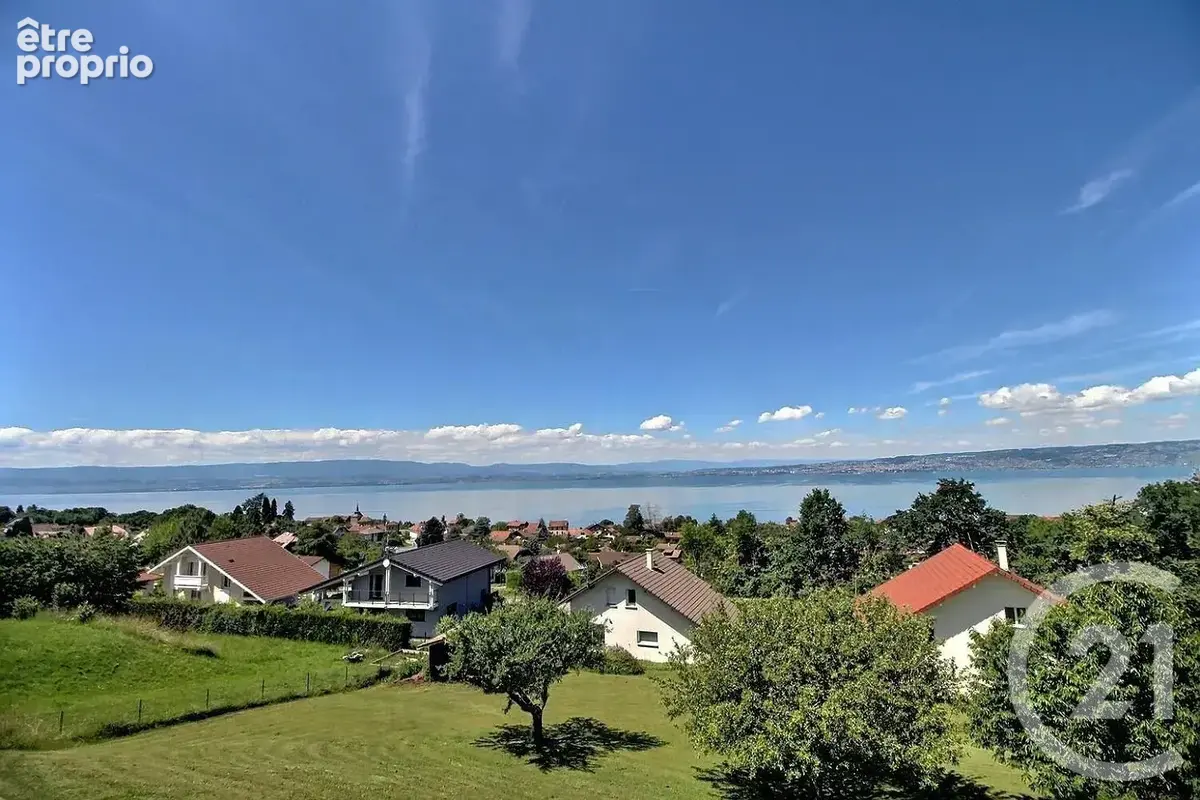 Photo Terrain à Neuvecelle au prix de 320 000€