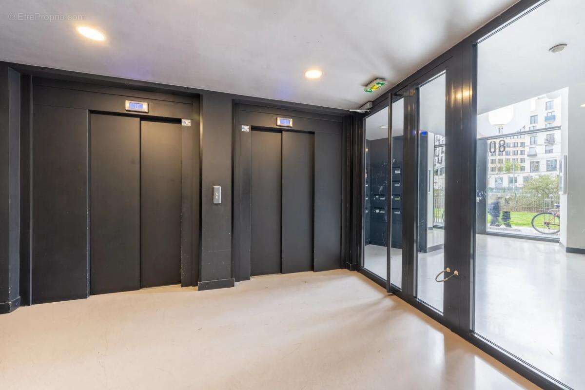 Appartement à PARIS-19E