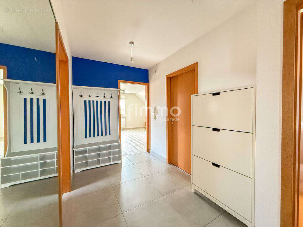 Maison bi-famille de 155m² sur 6,70 ares en quartier résidentiel - photo 6