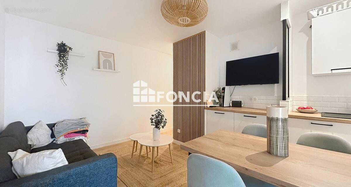 Appartement à HEROUVILLE-SAINT-CLAIR