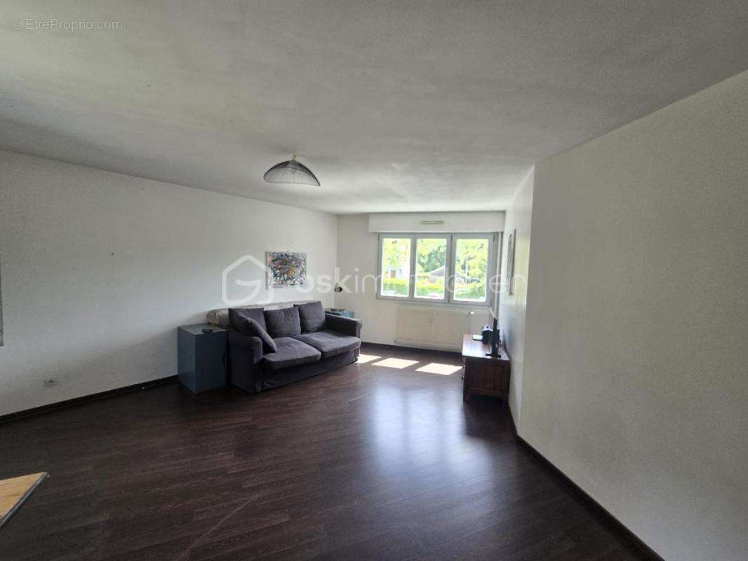 Appartement à JARRIE