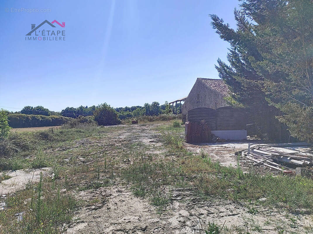 Ensemble immobilier proche de la Roche sur Yon OUEST - photo 5