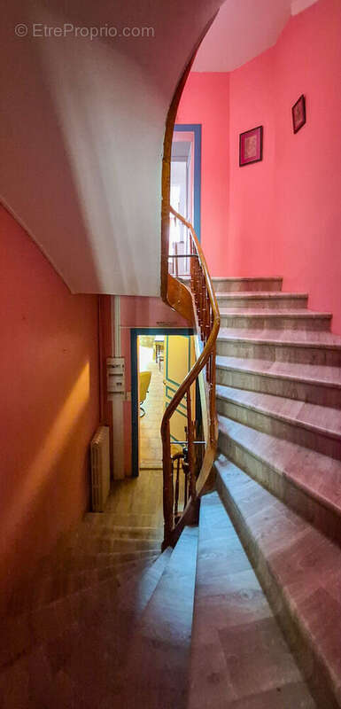 Maison de village de caractère de 5 chambres avec garage au cœur de Chalabre - photo 3