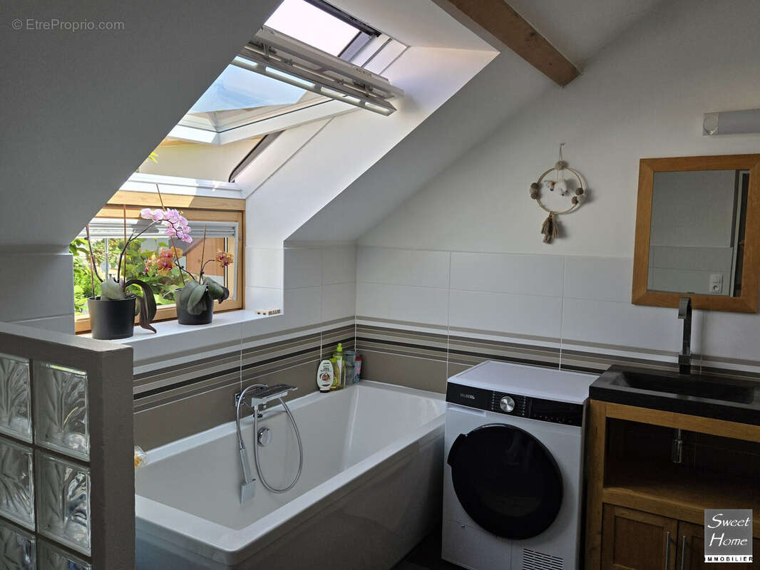 Maison à MAGNY-LES-HAMEAUX