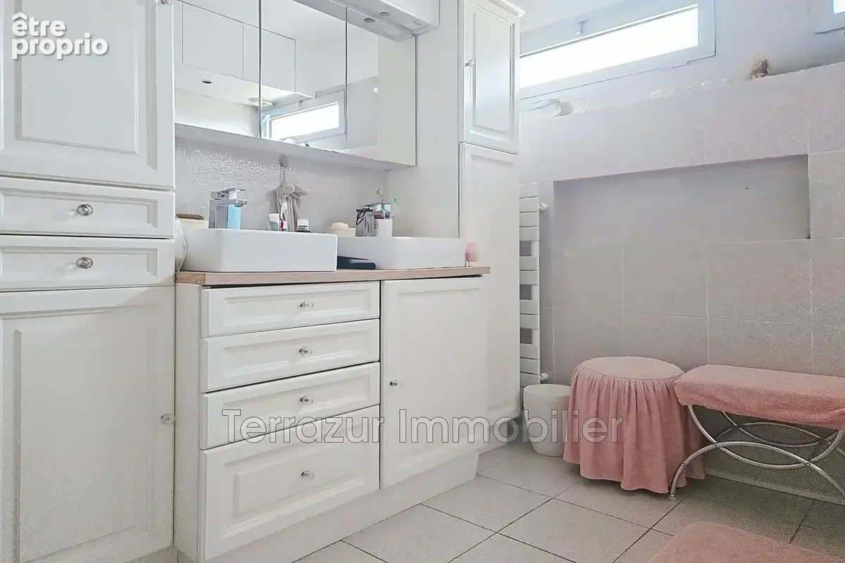 Appartement 4 pièces 78 m² à vendre à Vallauris (06220) - photo 8