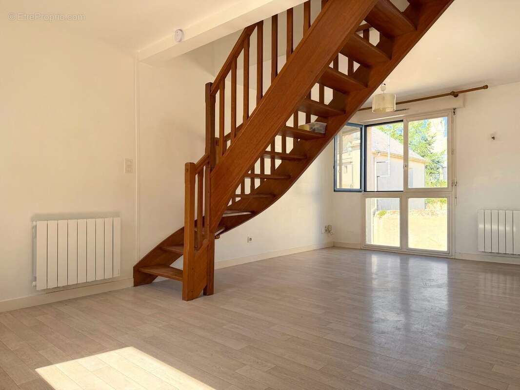 Appartement à BAIN-DE-BRETAGNE