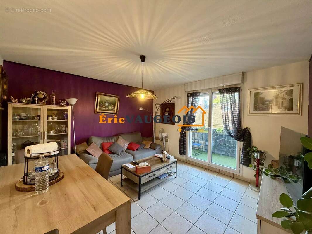 Appartement à LA FERTE-GAUCHER