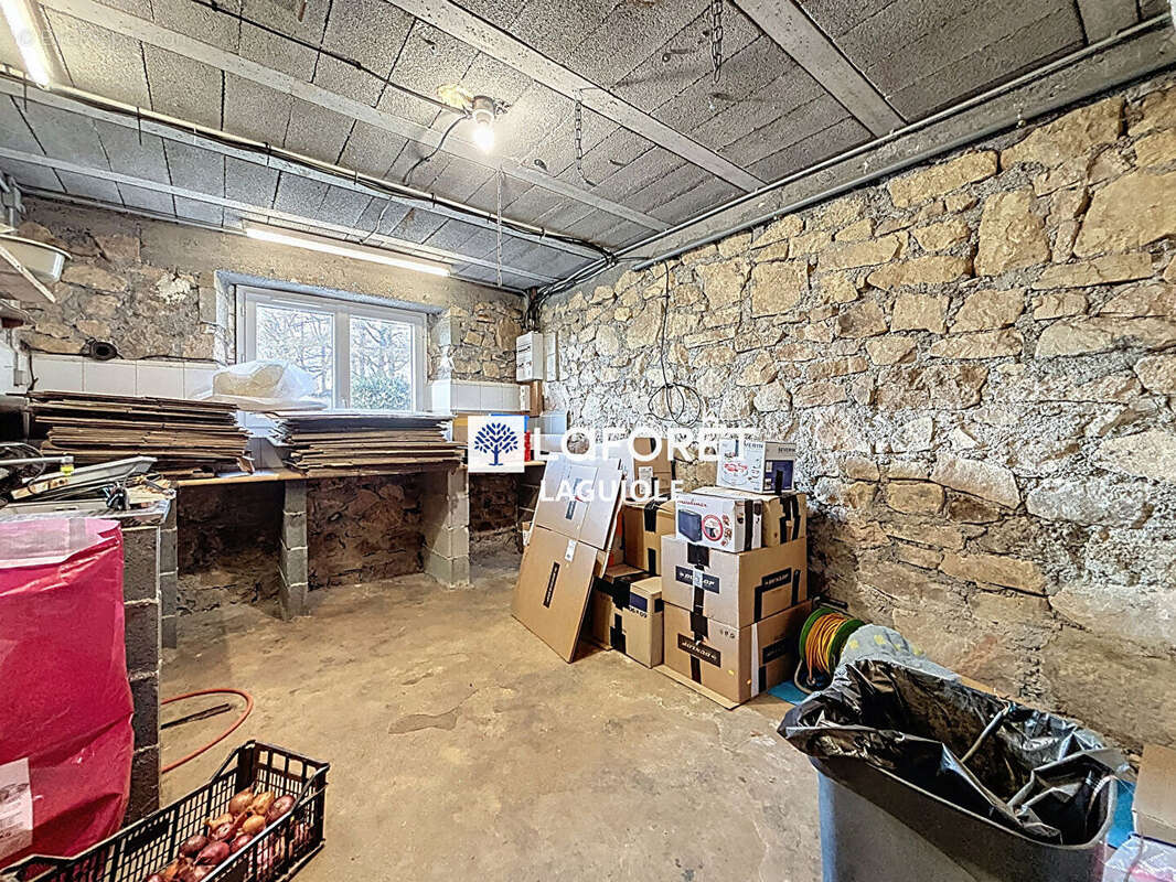 Maison à SAINT-HIPPOLYTE