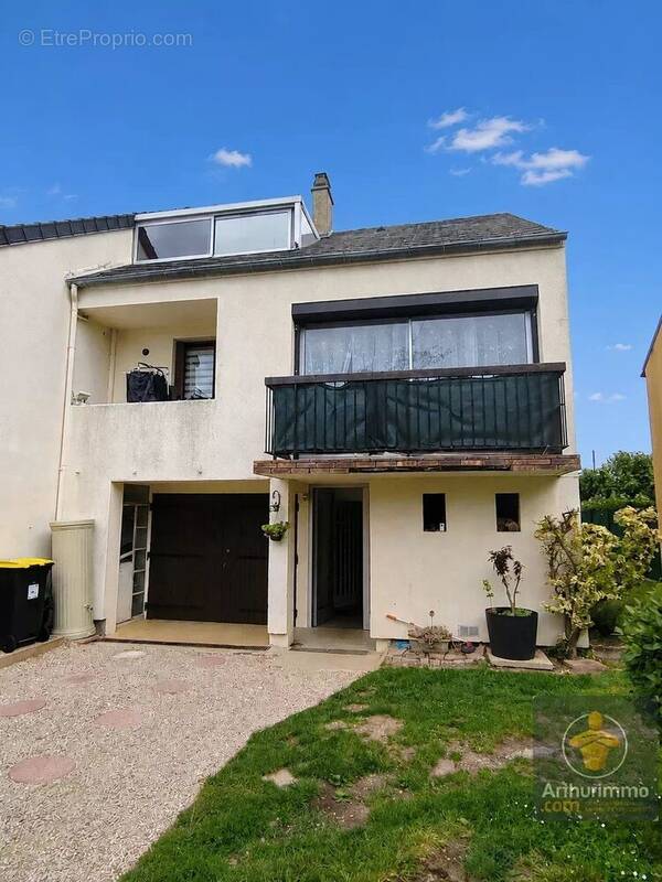 Maison à CHELLES