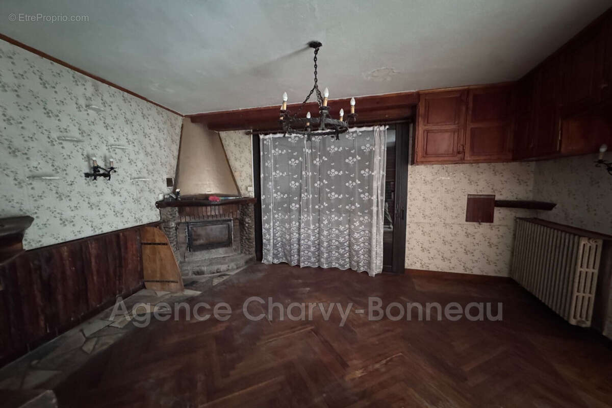 Maison à MONTJOIE-EN-COUSERANS