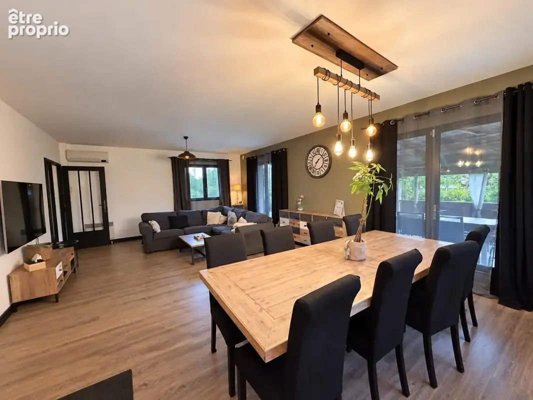 POULX Magnifique maison 5 pièces de 150 m2 avec piscine chauffée et mazet rénové - photo 5