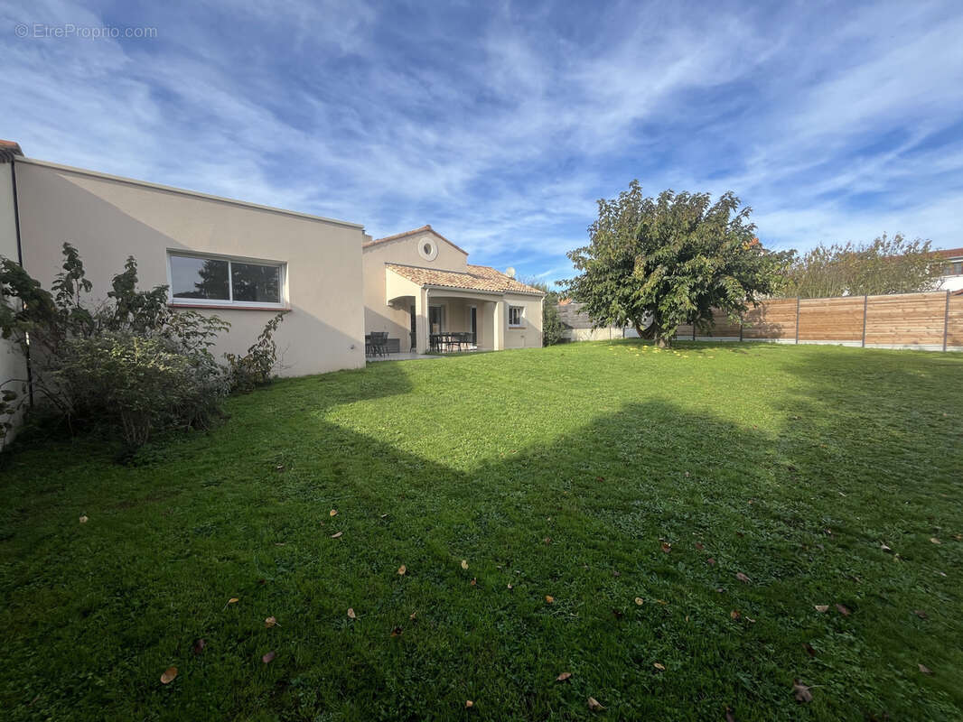 Maison à LE CELLIER