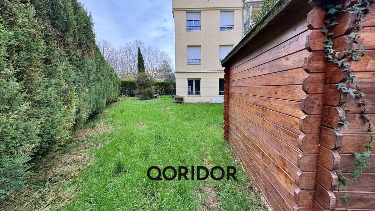 Appartement à BRON