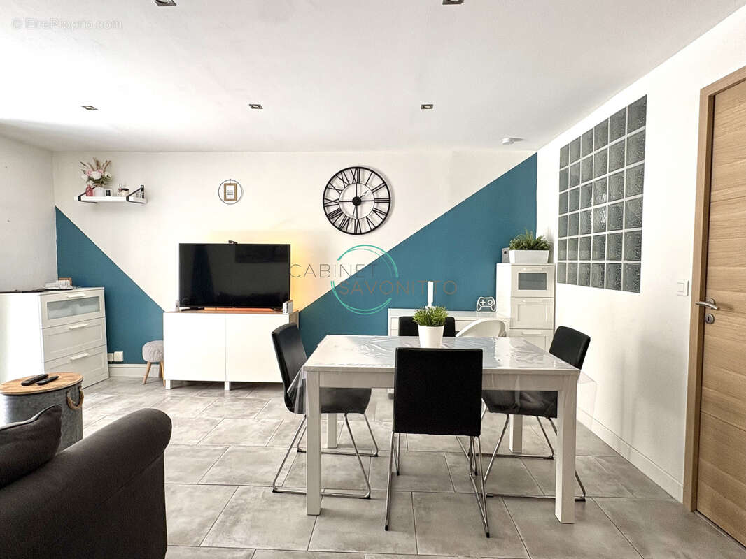 Appartement à MARSEILLE-7E