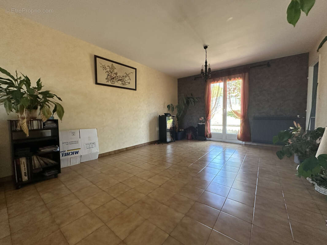 Agréable maison de type 4 secteur Belbex - photo 10