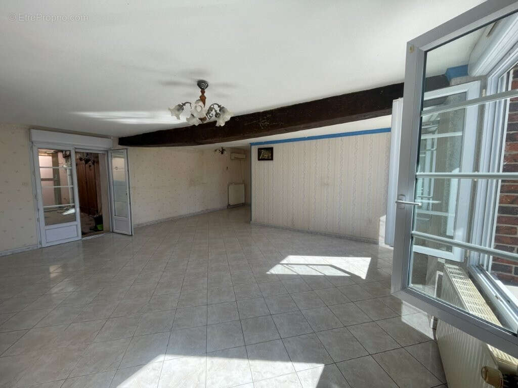 Maison à LA BAZOCHE-GOUET