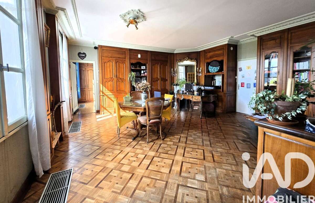 Appartement 236 m² à Rennes  - photo 3