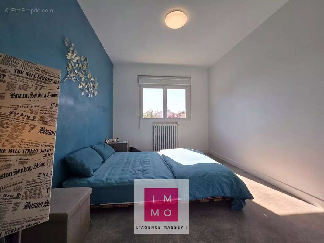 Appartement à AUREILHAN