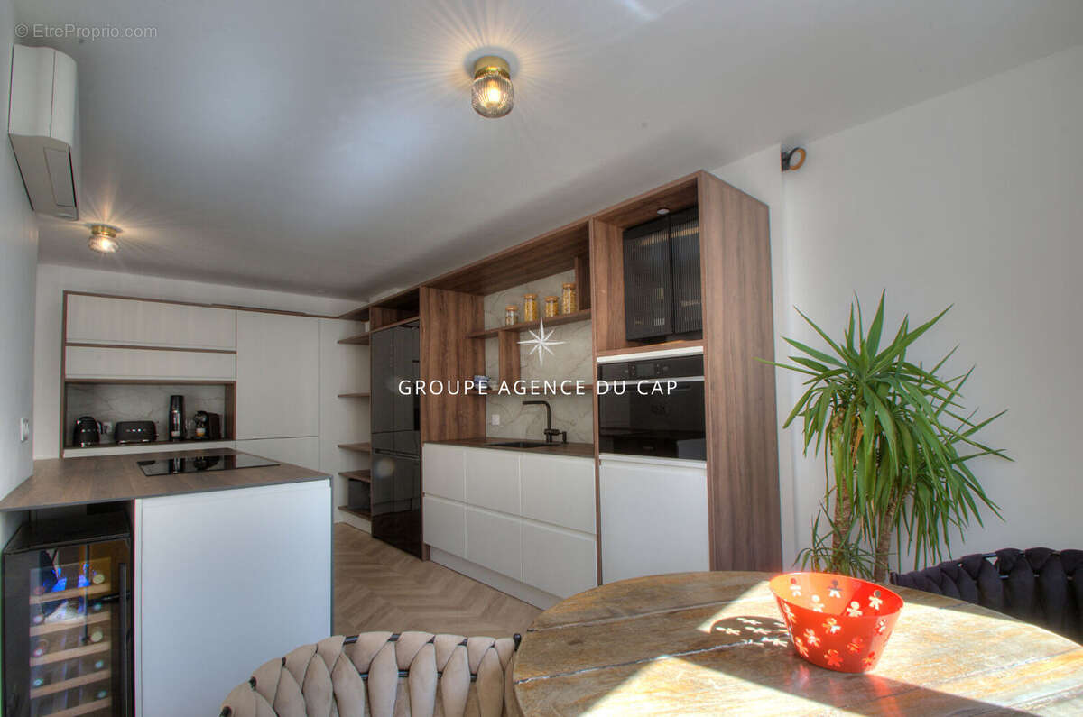 Saint raphael proche centre ville appartement 4 pieces avec garage - photo 3