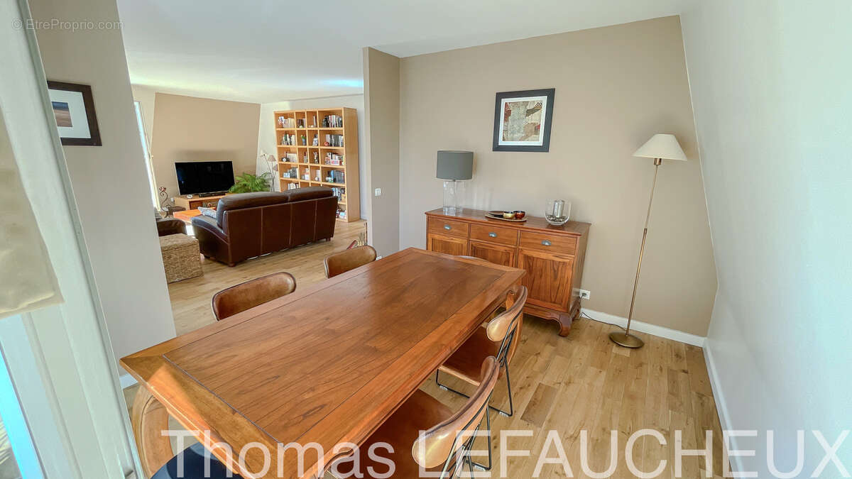 Appartement à BOIS-COLOMBES