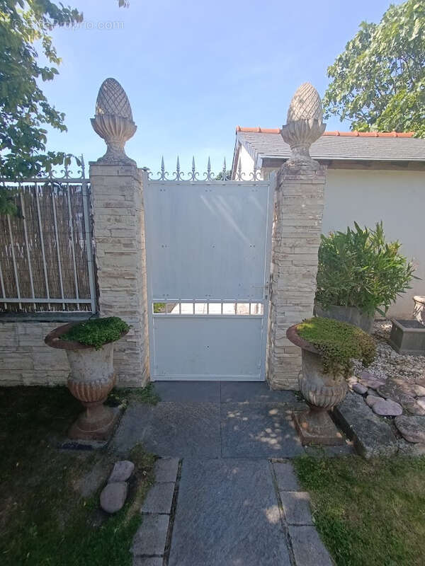 Maison à SAINT-BRIAC-SUR-MER
