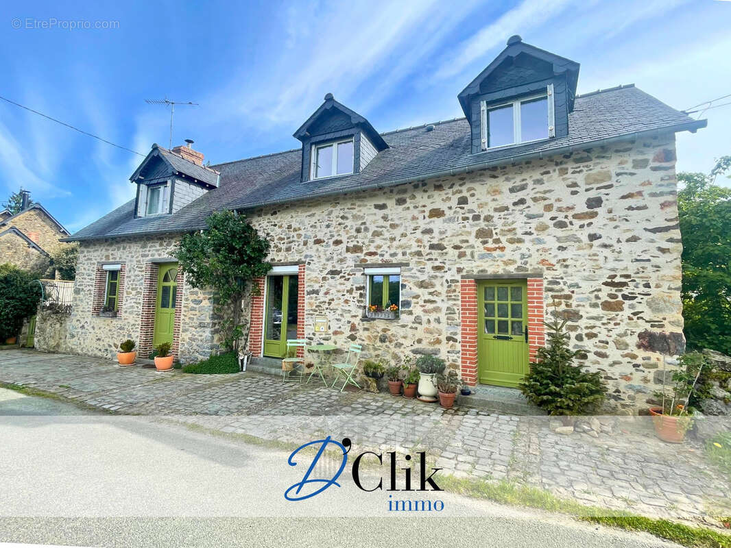 Maison à SAINT-JEAN-SUR-MAYENNE