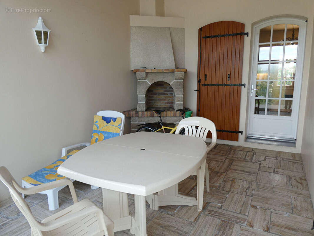 Maison à ARON