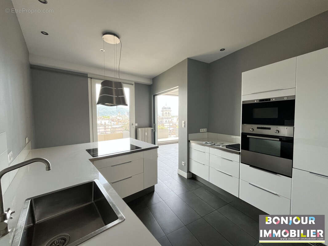 Appartement à GRENOBLE