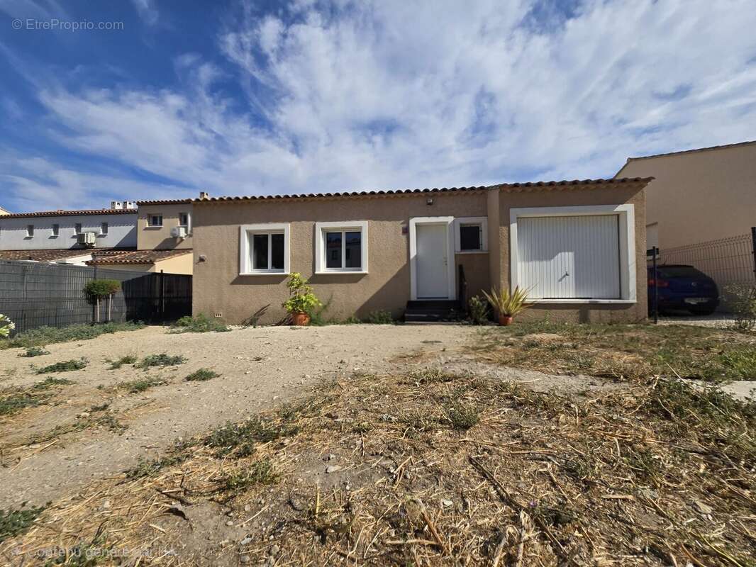 Maison à LAMANON