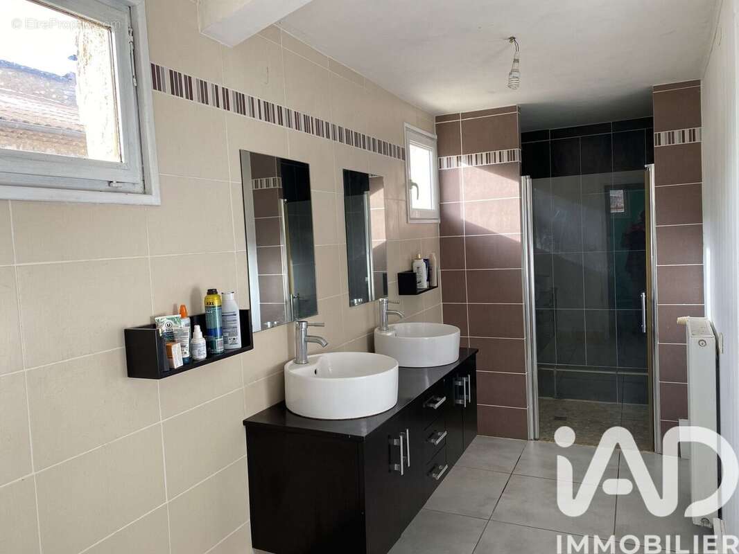 Photo 4 - Maison à VEYNES