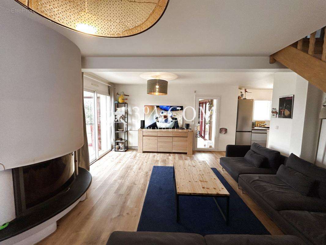 Maison à SAINT-MALO-DE-GUERSAC